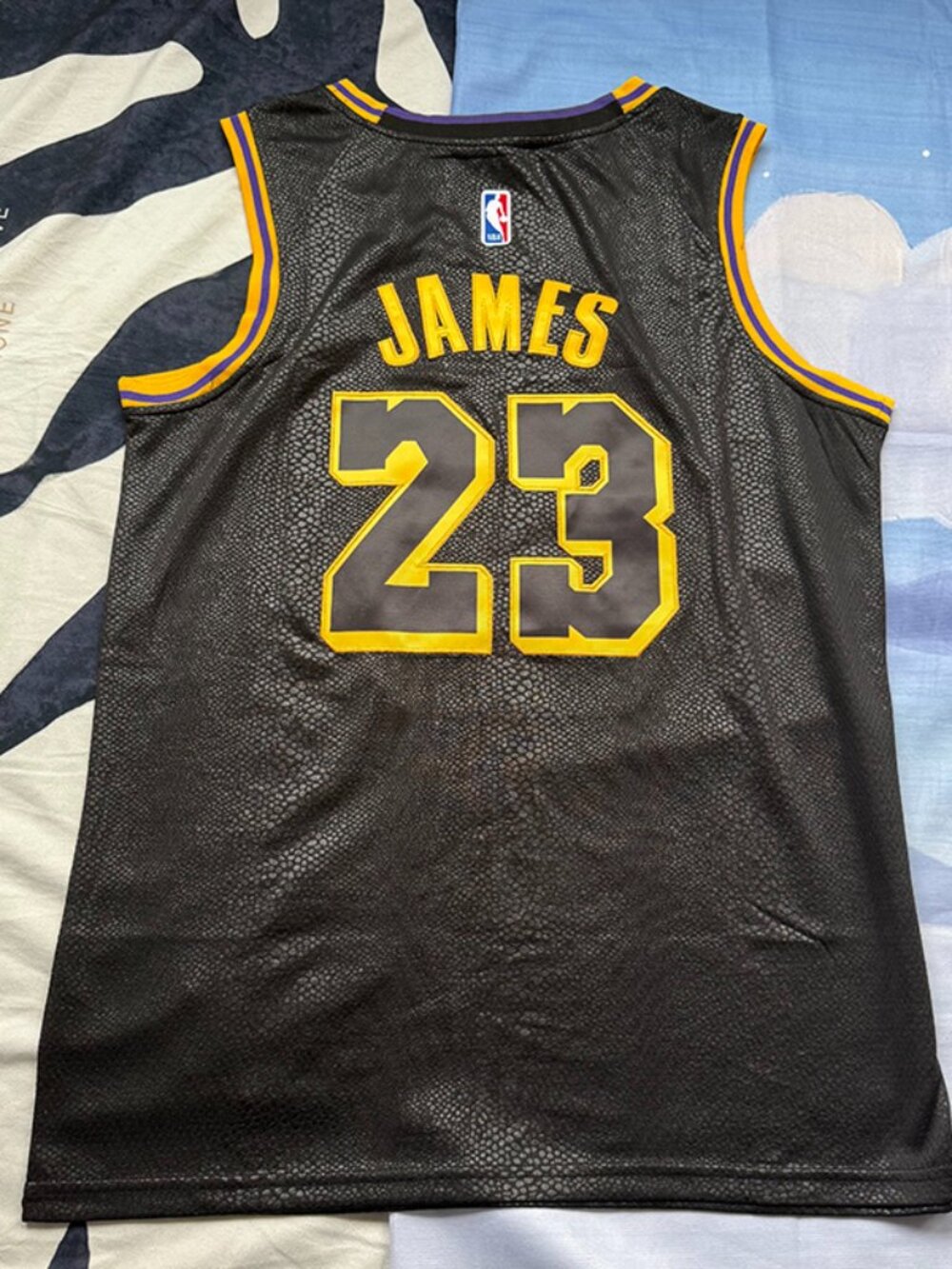 Nike NBA Los Angeles Lakers LeBron James "Black Mamba" Swingman Jersey